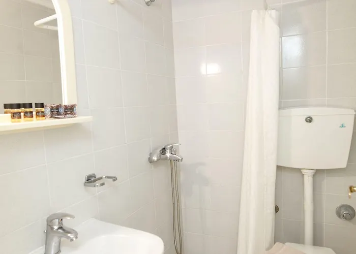 بيت ضيافة Kontogoni 3*